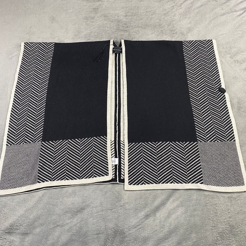 Adrienne Vittadini Black White Herringbone Knit Shawl Cape Poncho Wool Blend M